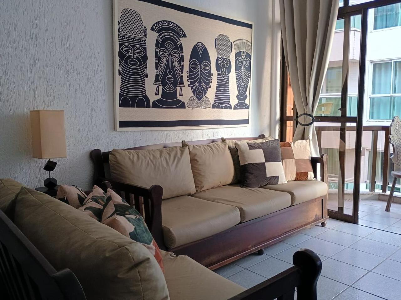 Apartamento Charmoso Em Frente A Praia Em กาโบฟรีโอ ภายนอก รูปภาพ